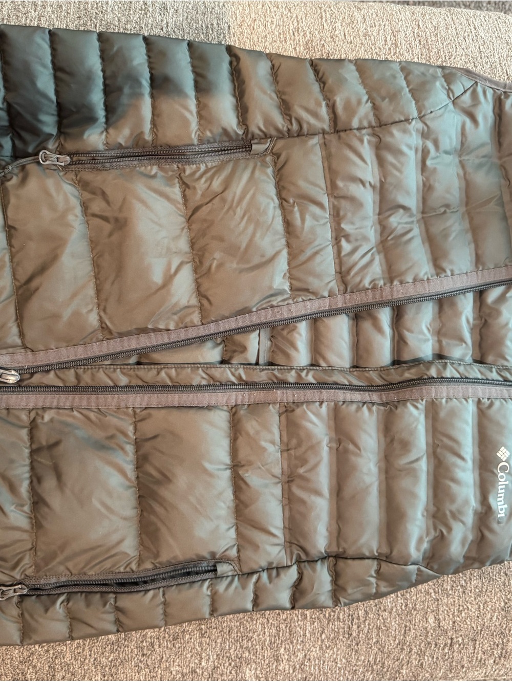 Columbia Olive Green Quilted Packable Puffer Vest